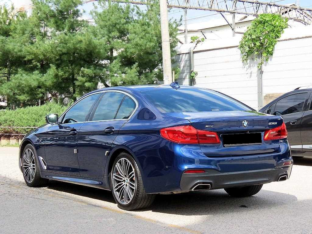 BMW 5-Series — photo 03