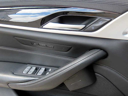 BMW 5-Series — photo 12