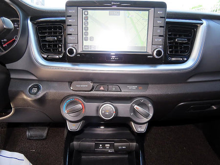 Kia Stonic — photo 13