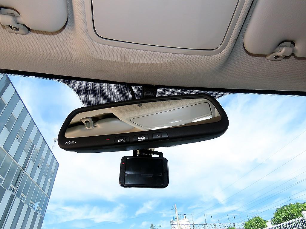 Kia Stonic — photo 14