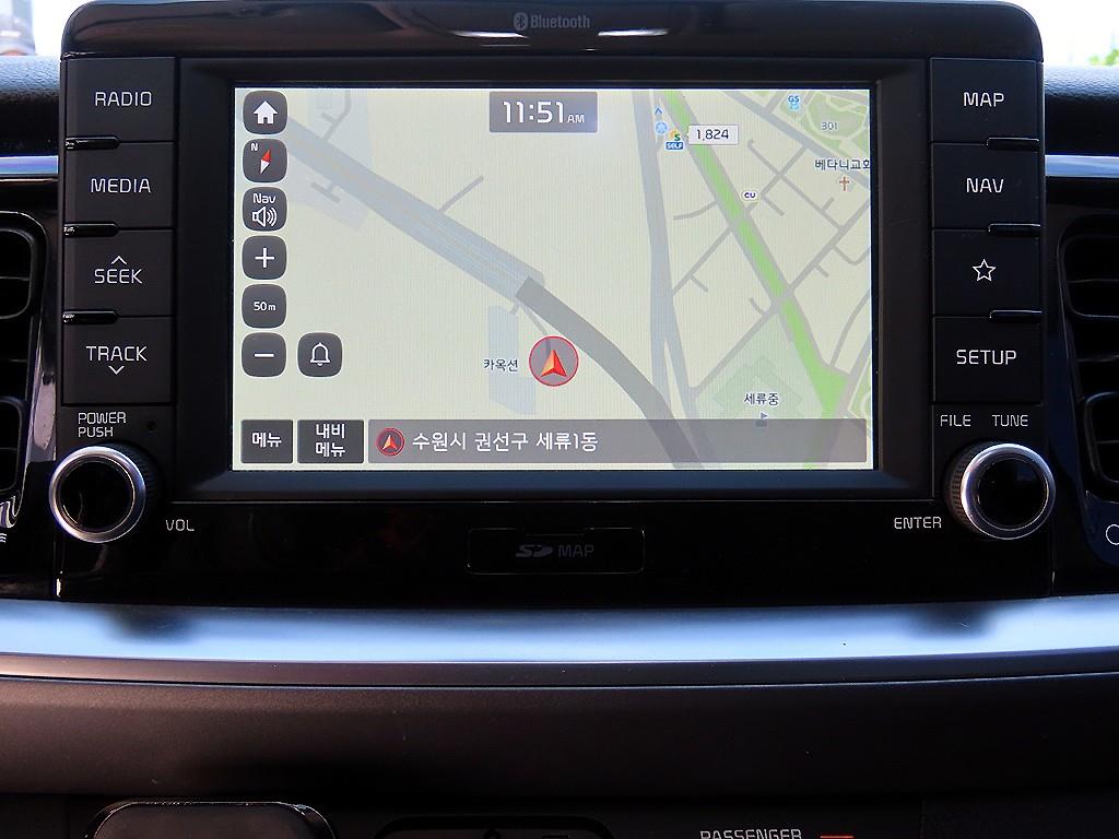 Kia Stonic — photo 15