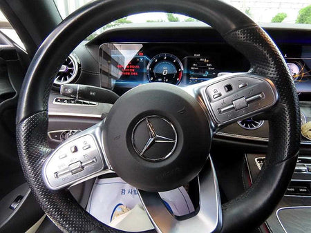 Mercedes-Benz E-Class — photo 08