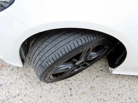 Mercedes-Benz E-Class — photo 20