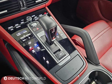 Porsche Cayenne — photo 09