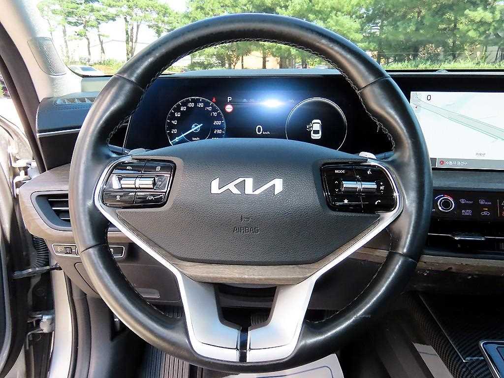 Kia K8 — photo 08