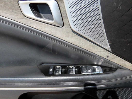 Kia K8 — photo 11