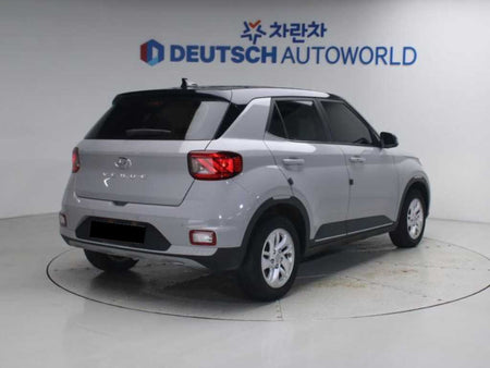 Hyundai Venue — photo 02