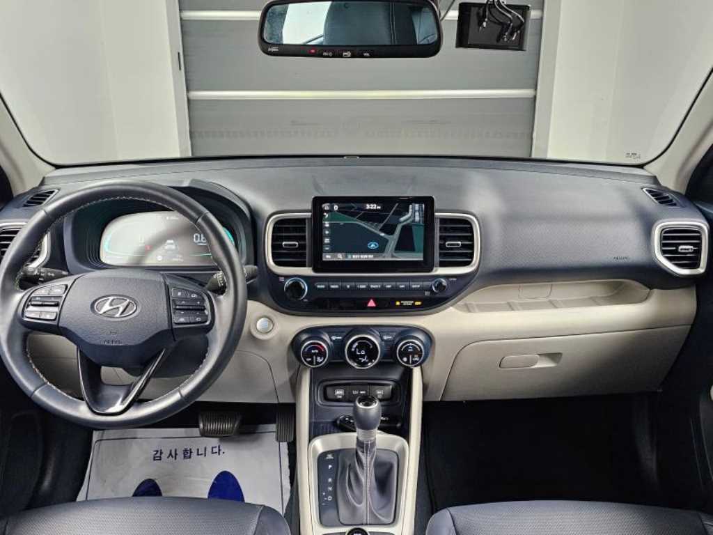 Hyundai Venue — photo 07