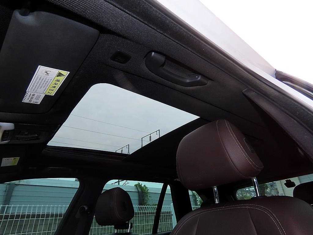 BMW X5 — photo 16