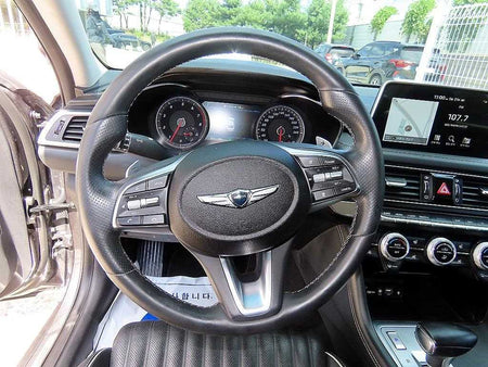 Genesis G70 — photo 08