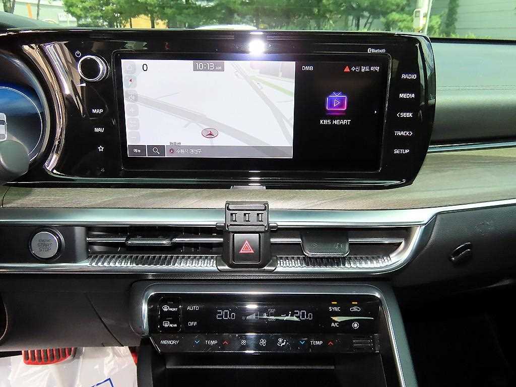 Kia K5 — photo 13