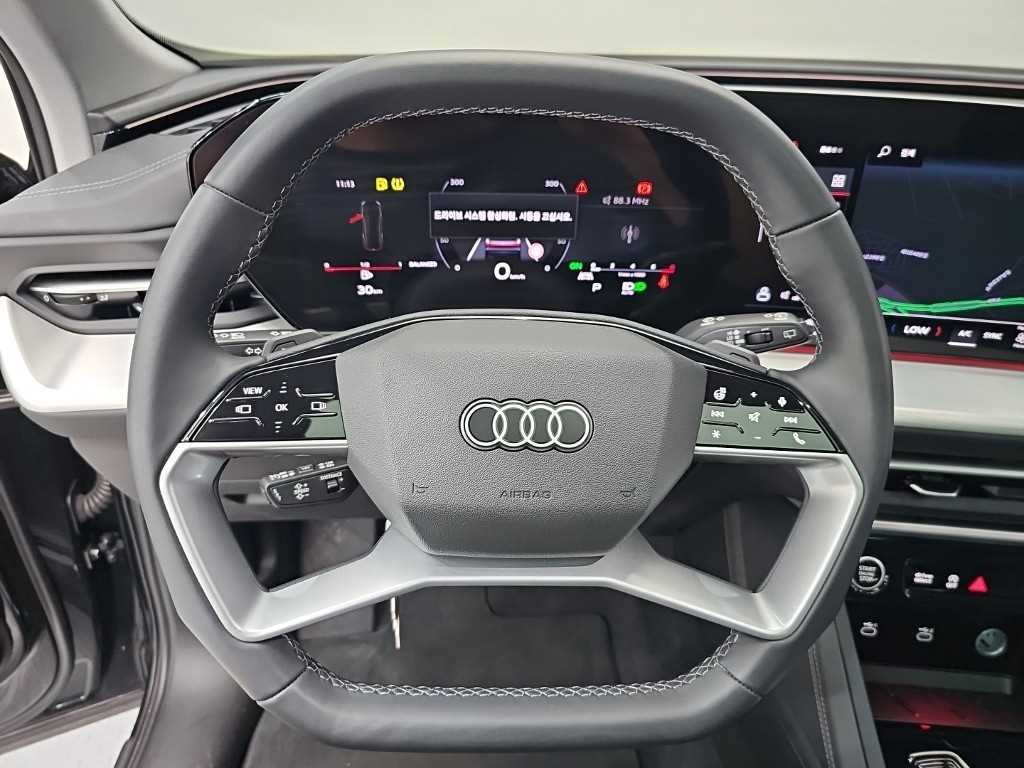 Audi Q5 — photo 09