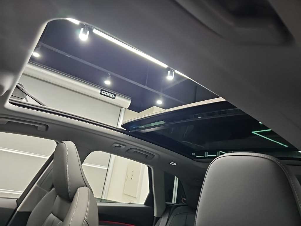 Audi Q5 — photo 14