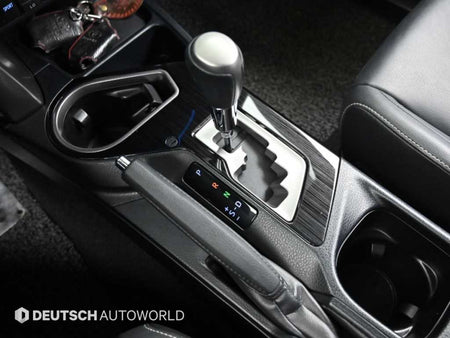 Toyota RAV4 — photo 09