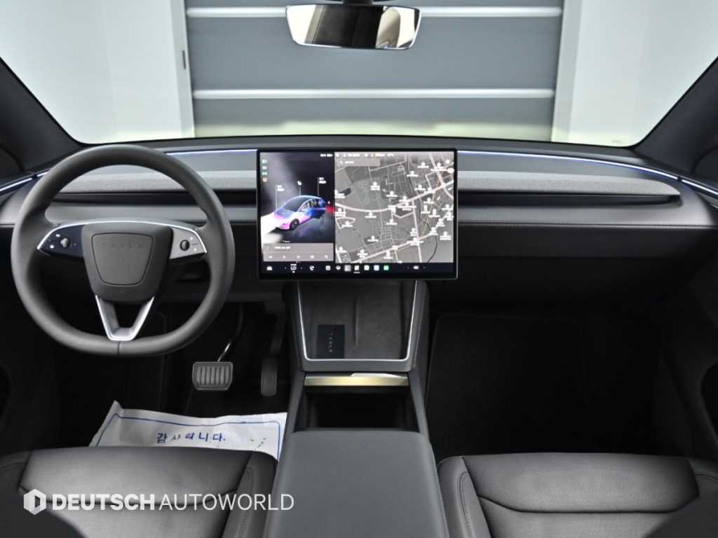 Tesla Model Y — photo 07