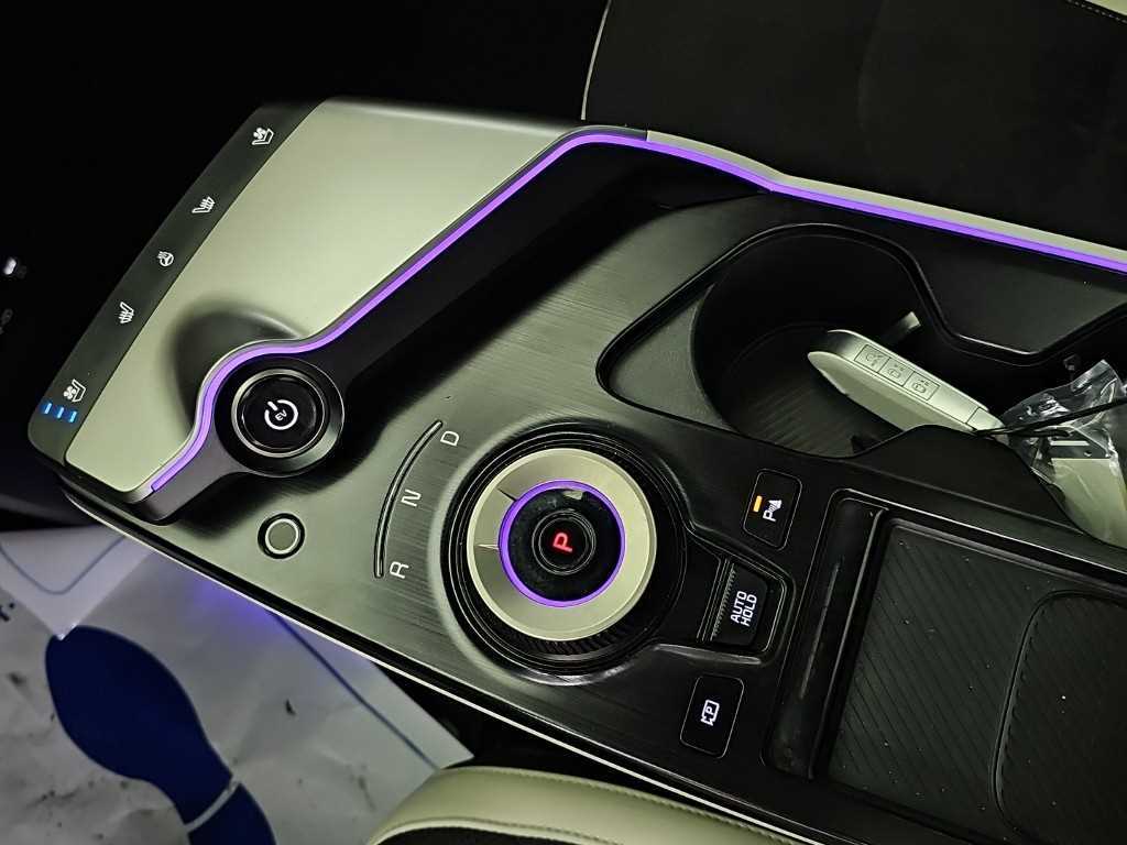 Kia EV6 — photo 08
