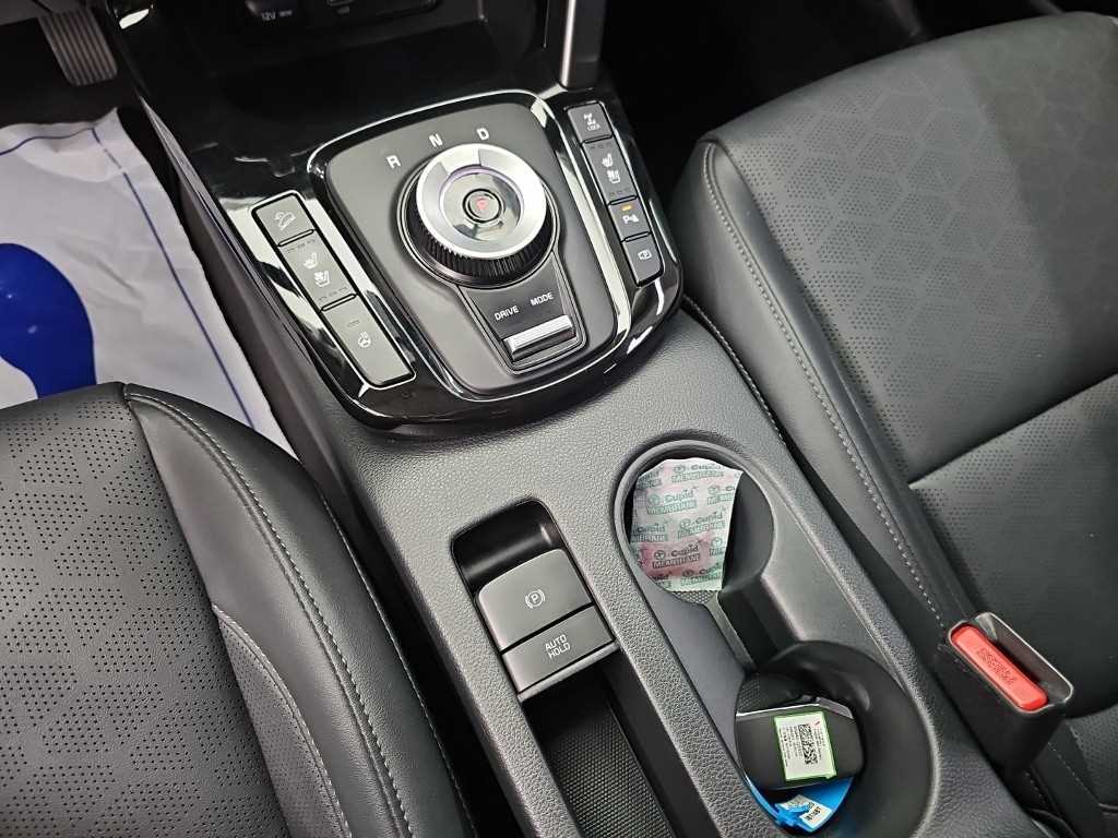 Kia Seltos — photo 08