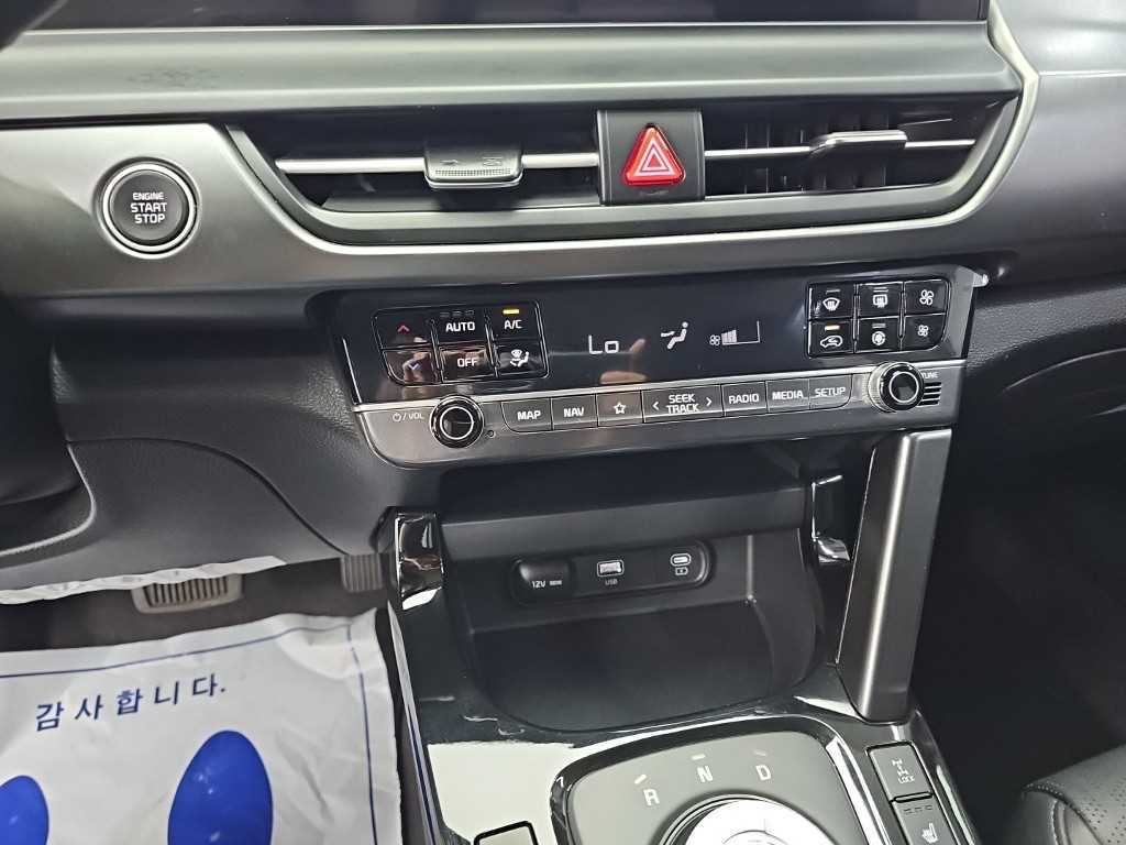 Kia Seltos — photo 10