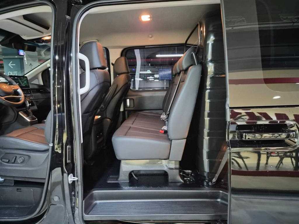 Hyundai Staria — photo 07