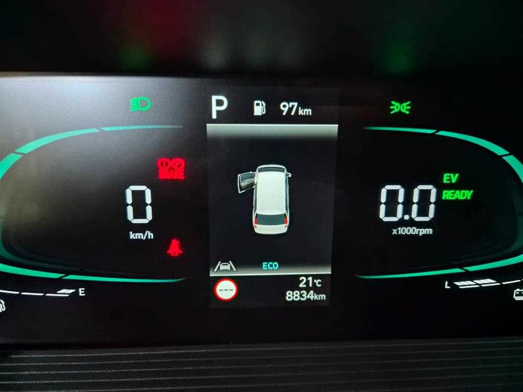 Hyundai Staria — photo 09
