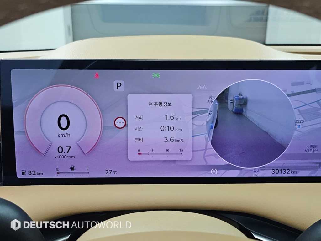 Genesis G80 — photo 08