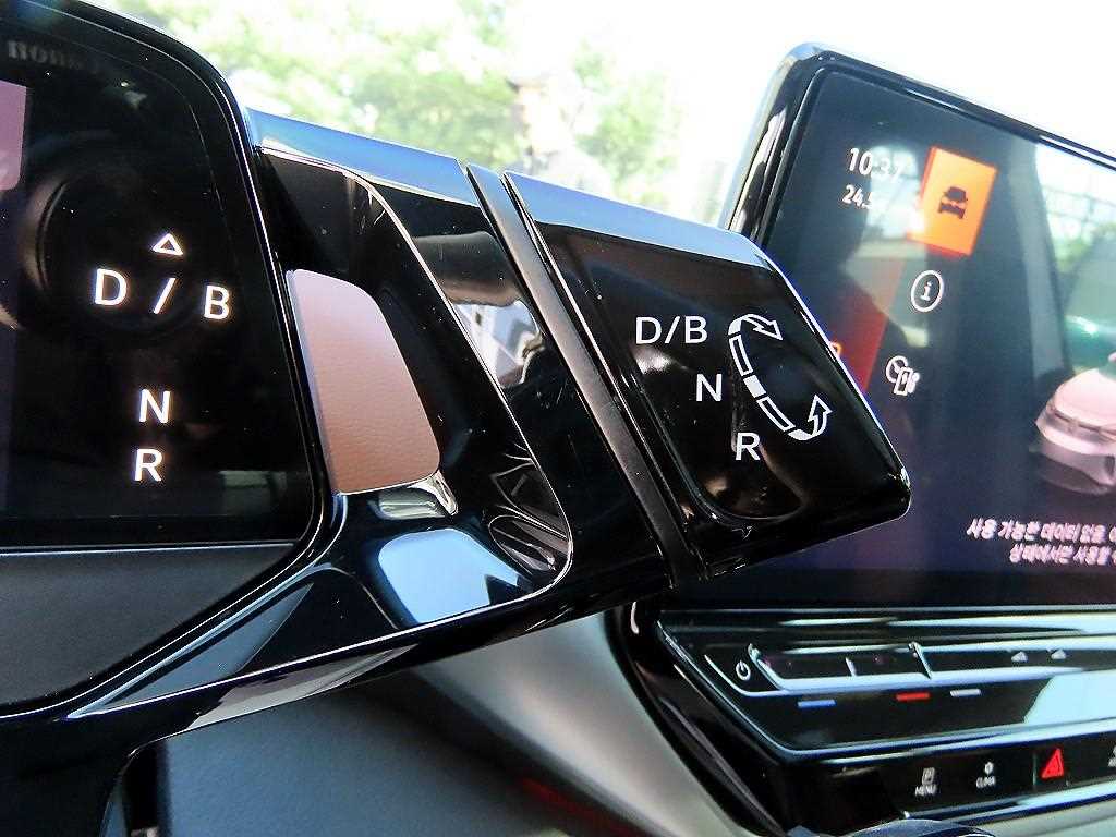 Volkswagen ID.4 — photo 10