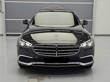 Mercedes-Benz E-Class — photo 01