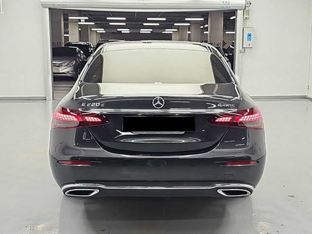 Mercedes-Benz E-Class — photo 03