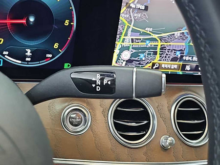 Mercedes-Benz E-Class — photo 08