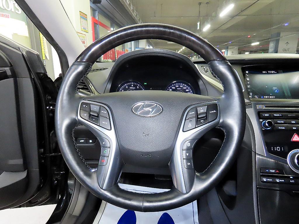 Hyundai Grandeur — photo 08