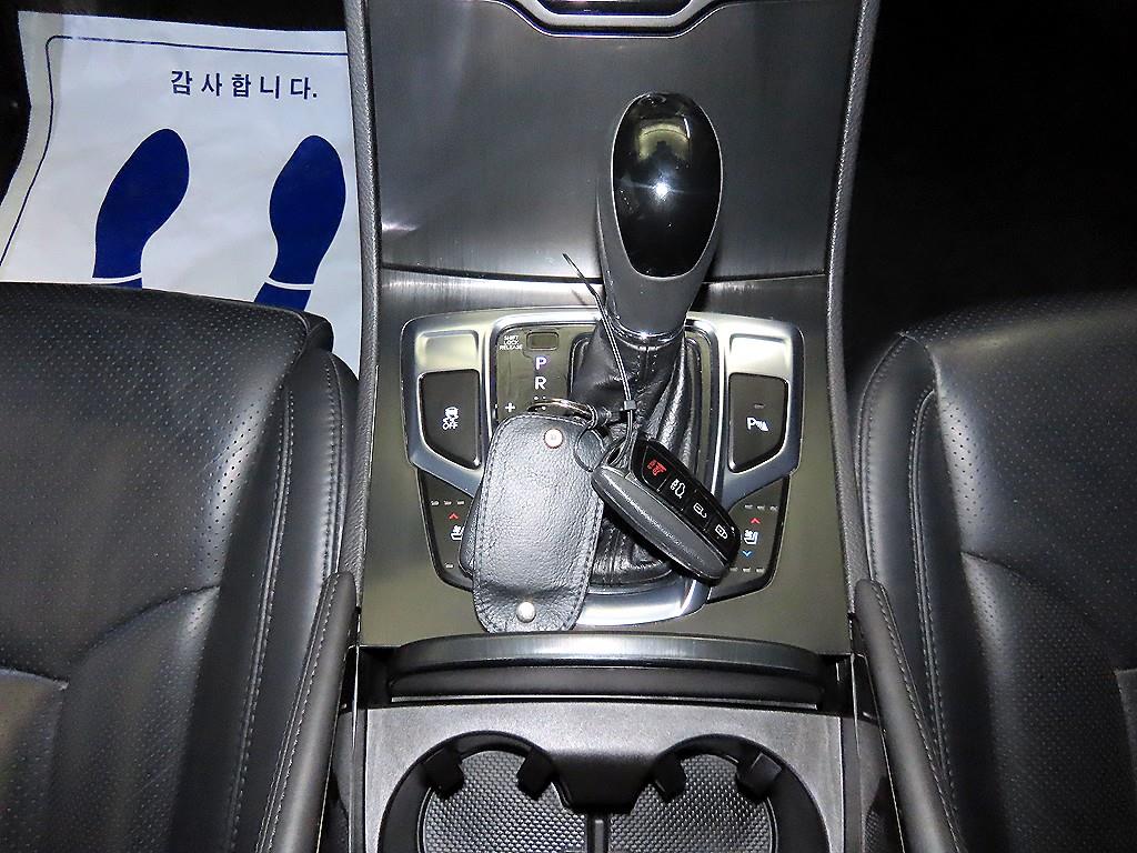 Hyundai Grandeur — photo 12