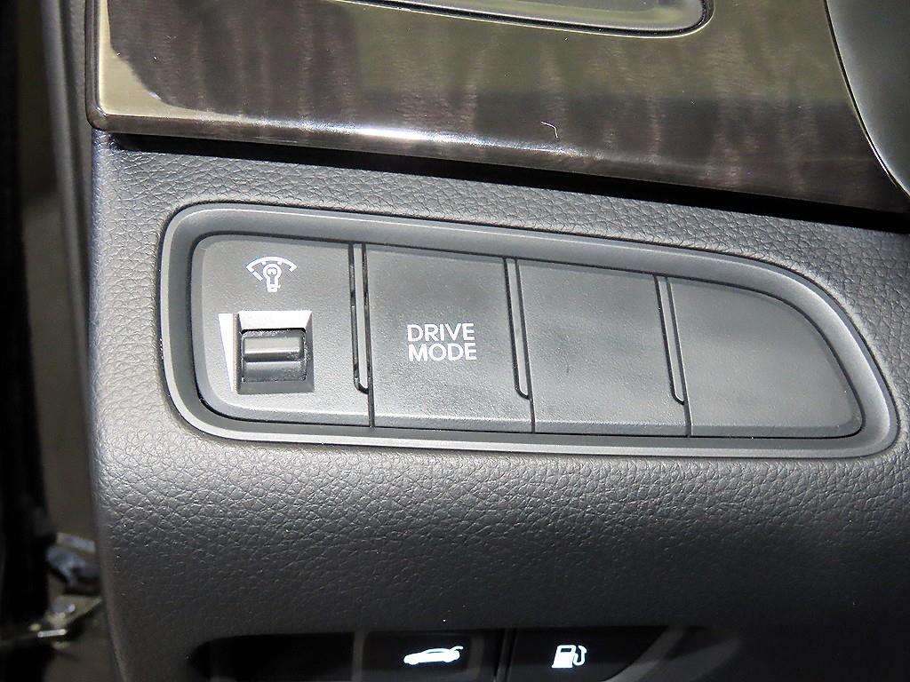Hyundai Grandeur — photo 14