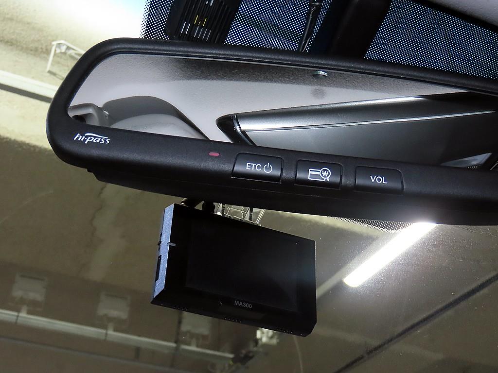 Hyundai Grandeur — photo 17