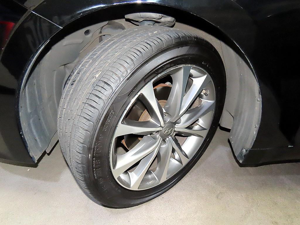 Hyundai Grandeur — photo 19
