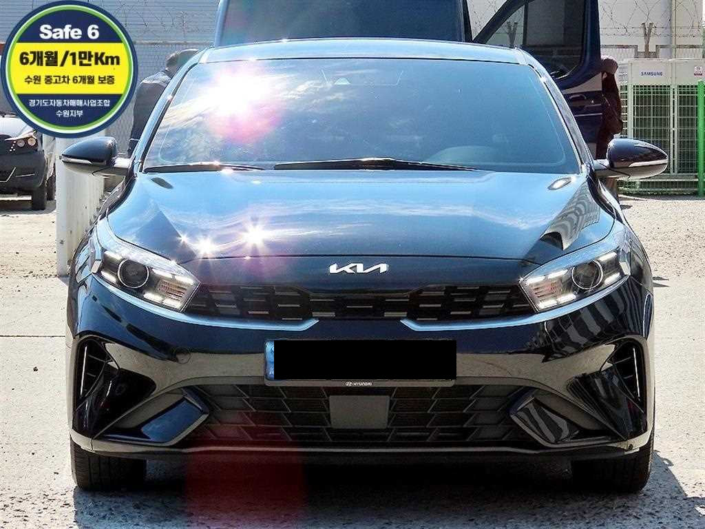 Kia K3 — photo 01