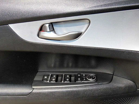 Kia K3 — photo 11
