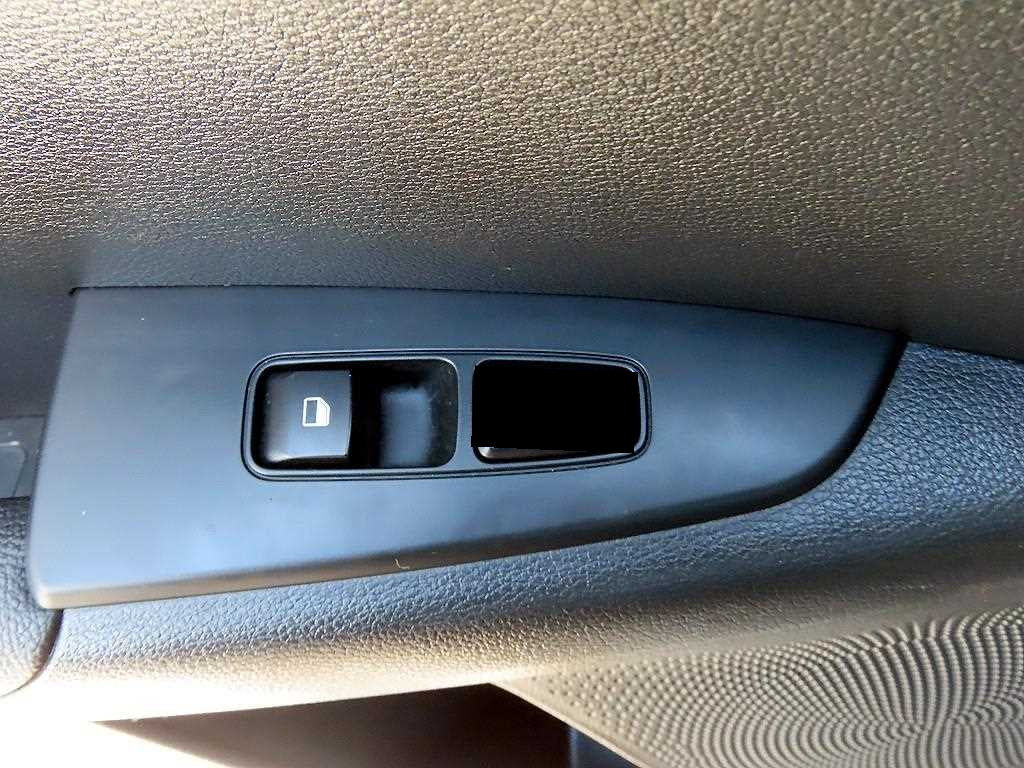 Kia K3 — photo 18