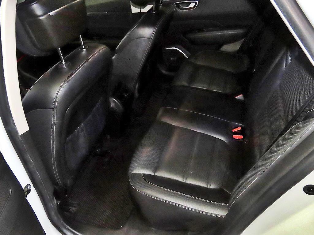 RENAULT SM6 — photo 07