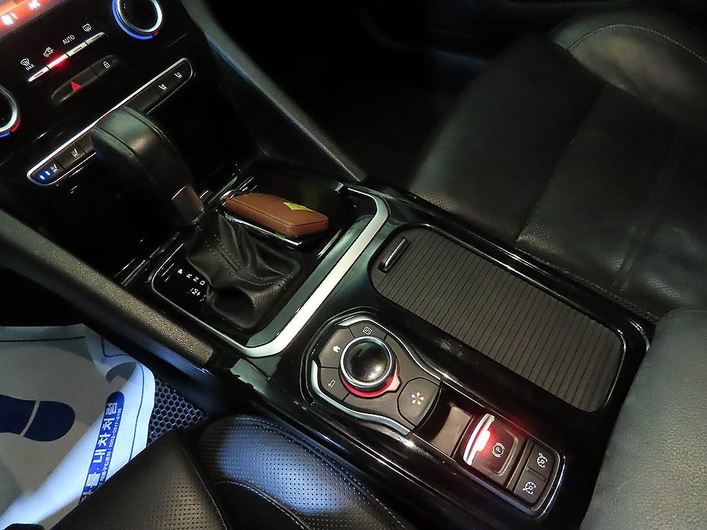 RENAULT SM6 — photo 12