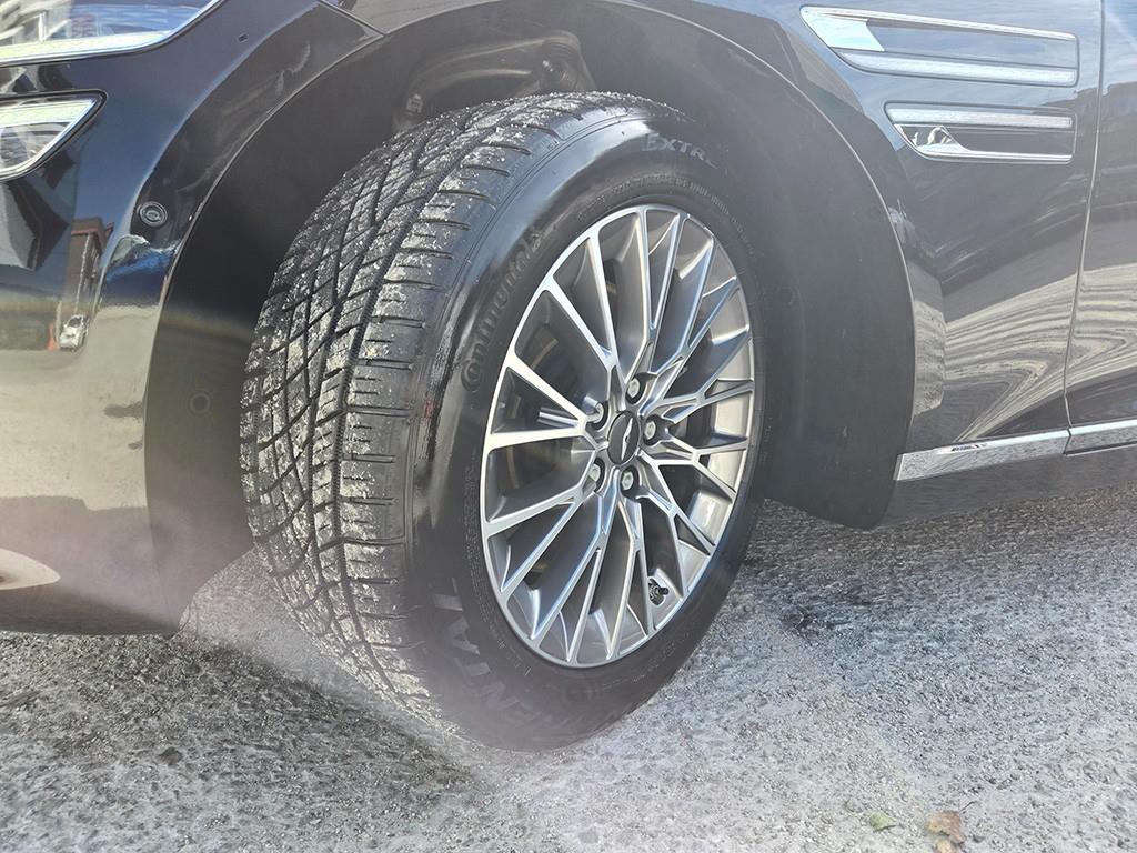 Genesis G80 — photo 20