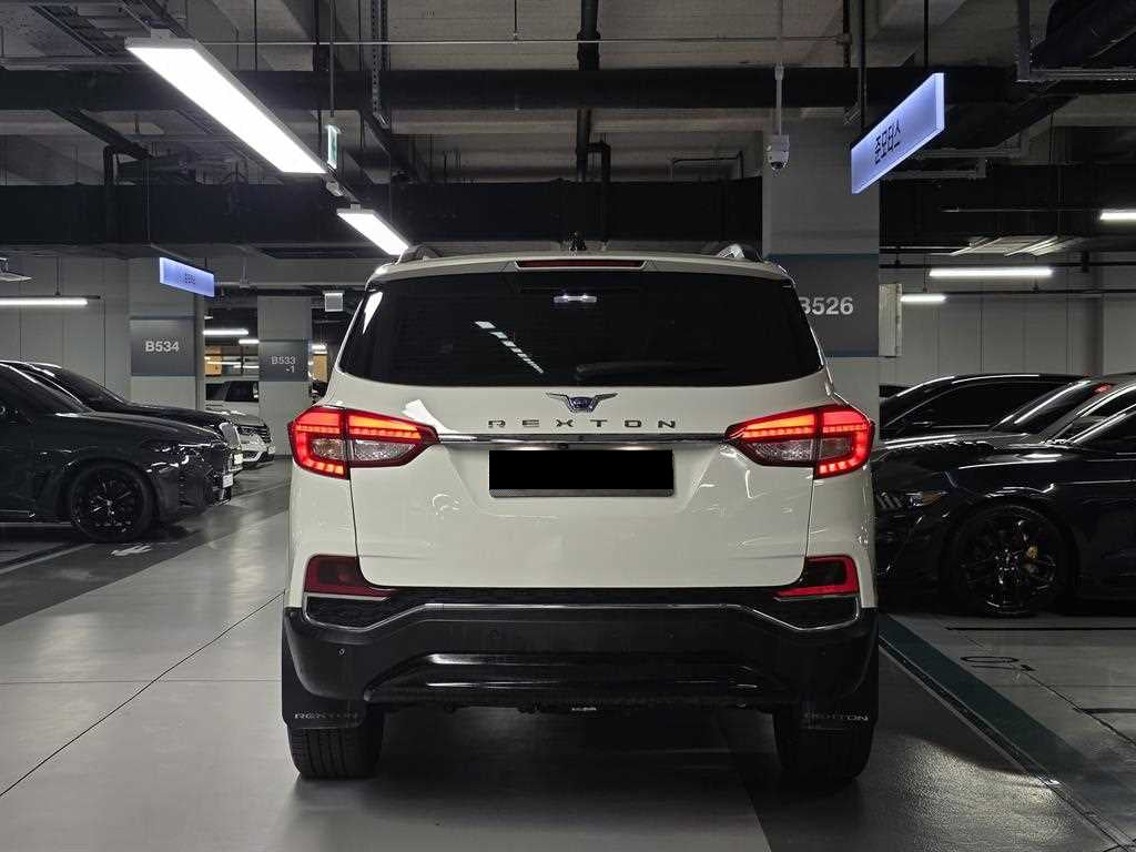 KGM Rexton — photo 03