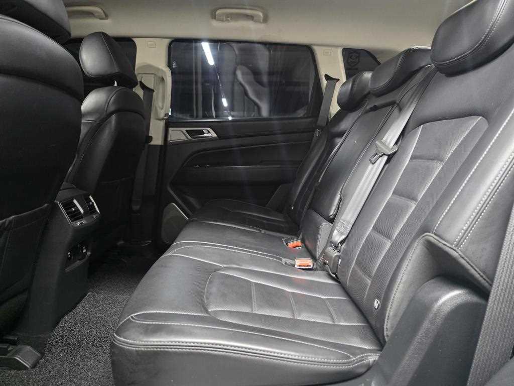 KGM Rexton — photo 08