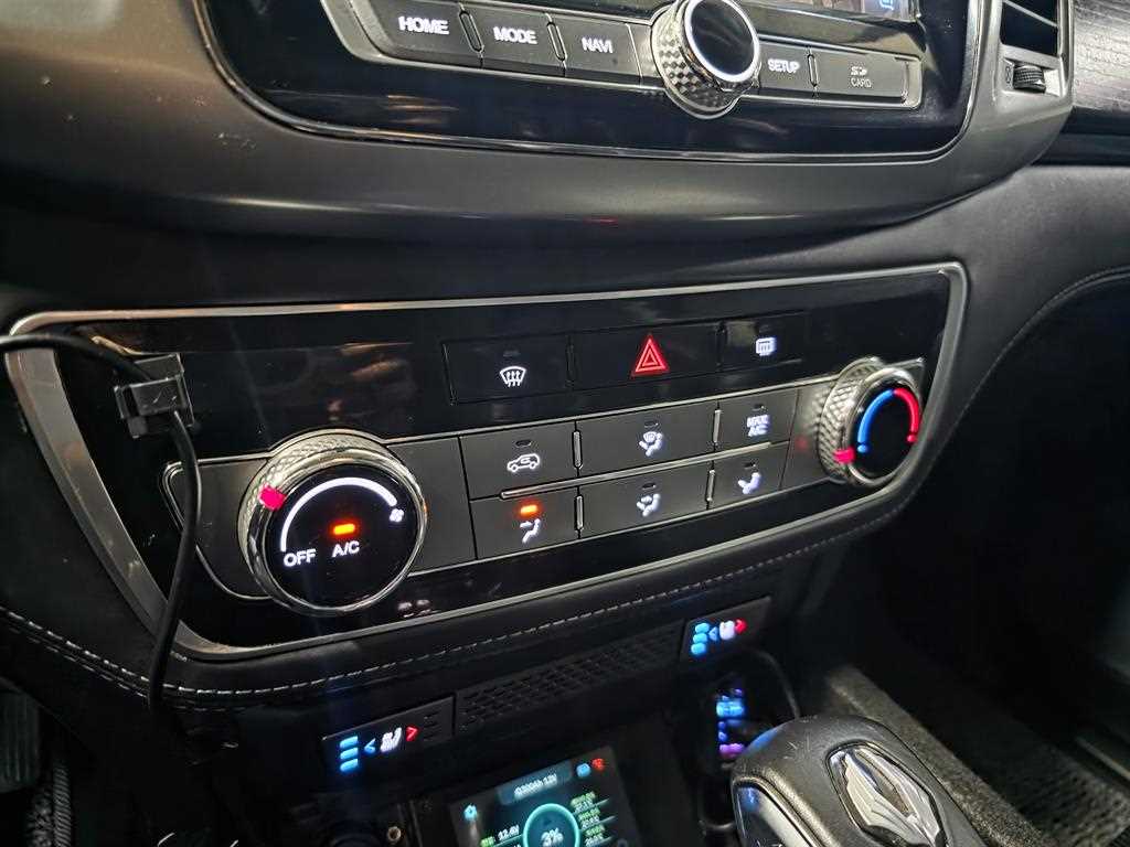 KGM Rexton — photo 13