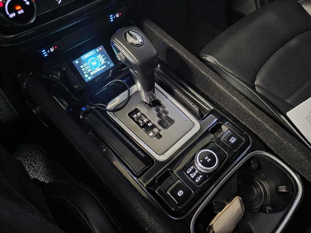 KGM Rexton — photo 14