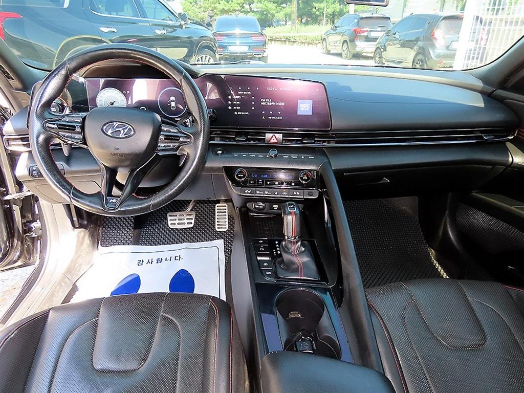 Hyundai Avante — photo 07