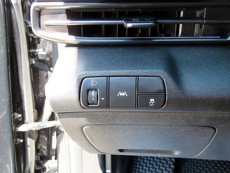 Hyundai Avante — photo 12