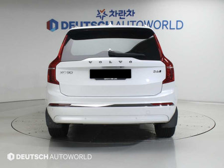 Volvo XC90 — photo 04