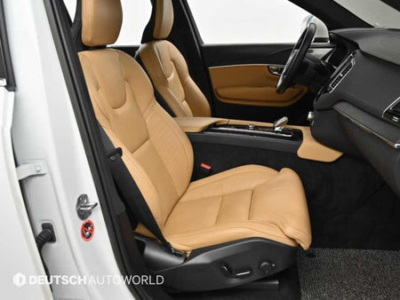 Volvo XC90 — photo 10