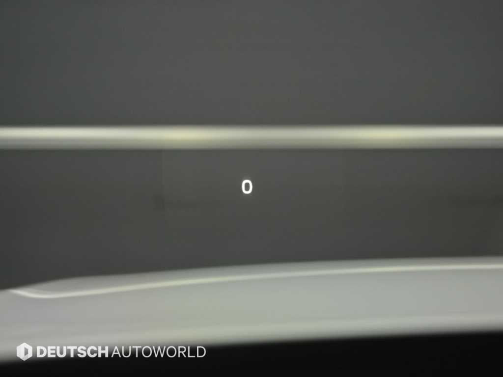 Volvo XC90 — photo 17