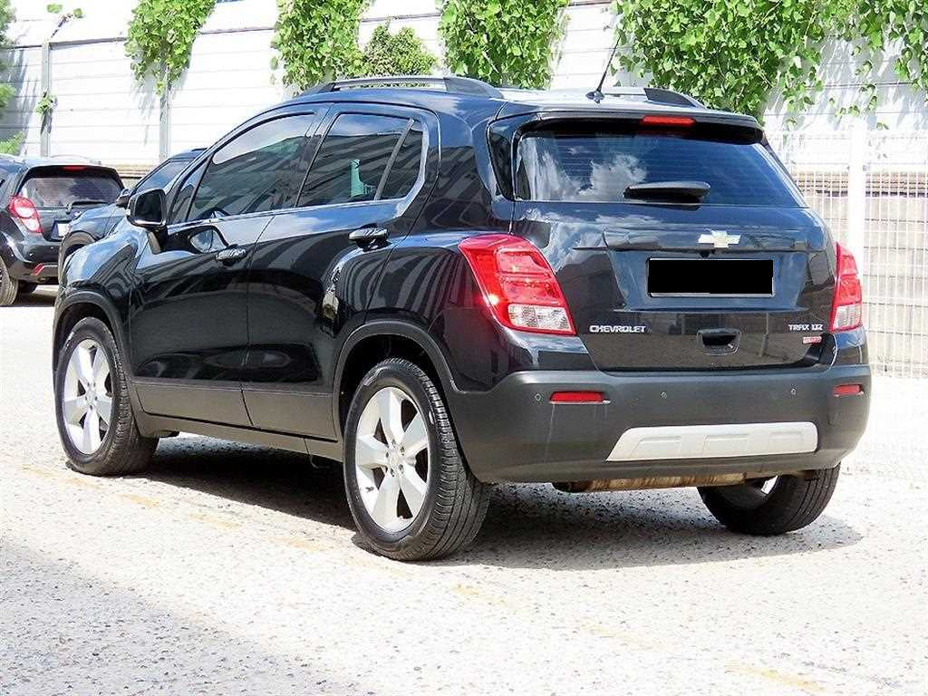 CHEVROLET Trax — photo 03